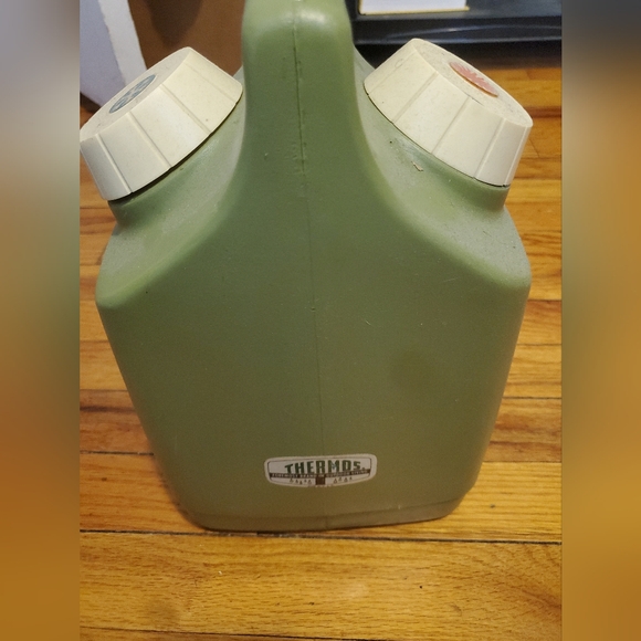 Vintage Thermos Hot & Cold Cooler Avocado Green Double Container  Picnic Camping - Picture 2 of 11